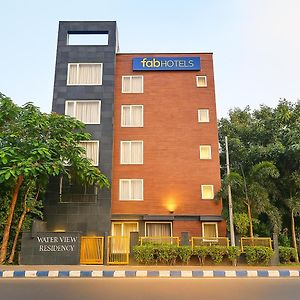 Fabhotel Prime The Water View Residency - Nr Bisarjan Ghat